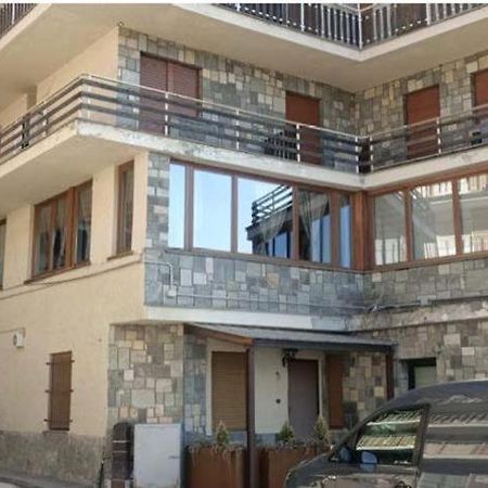 Sportinia 80 Apartman Oulx Kültér fotó
